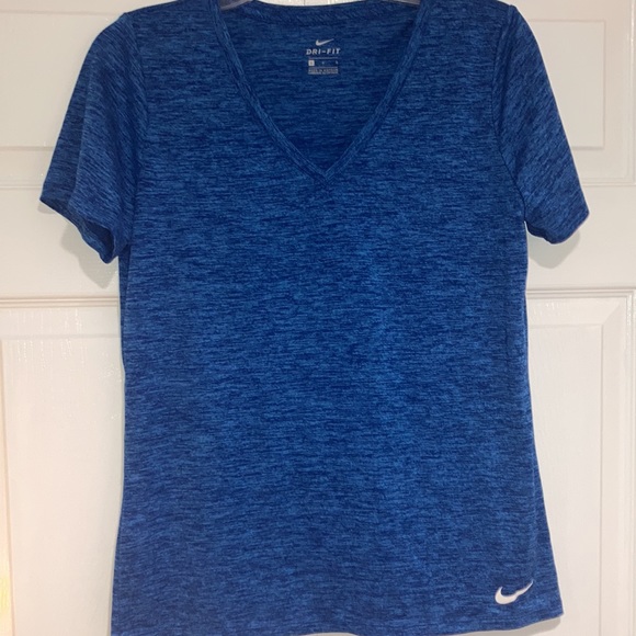 Nike Women Dri-Fit Top - Picture 2 of 6